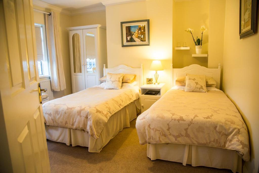 Shantalla Lodge Bed And Breakfast Santry Room photo